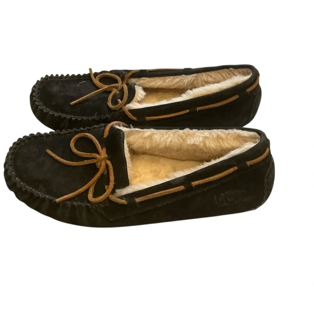 UGG these moccasins
